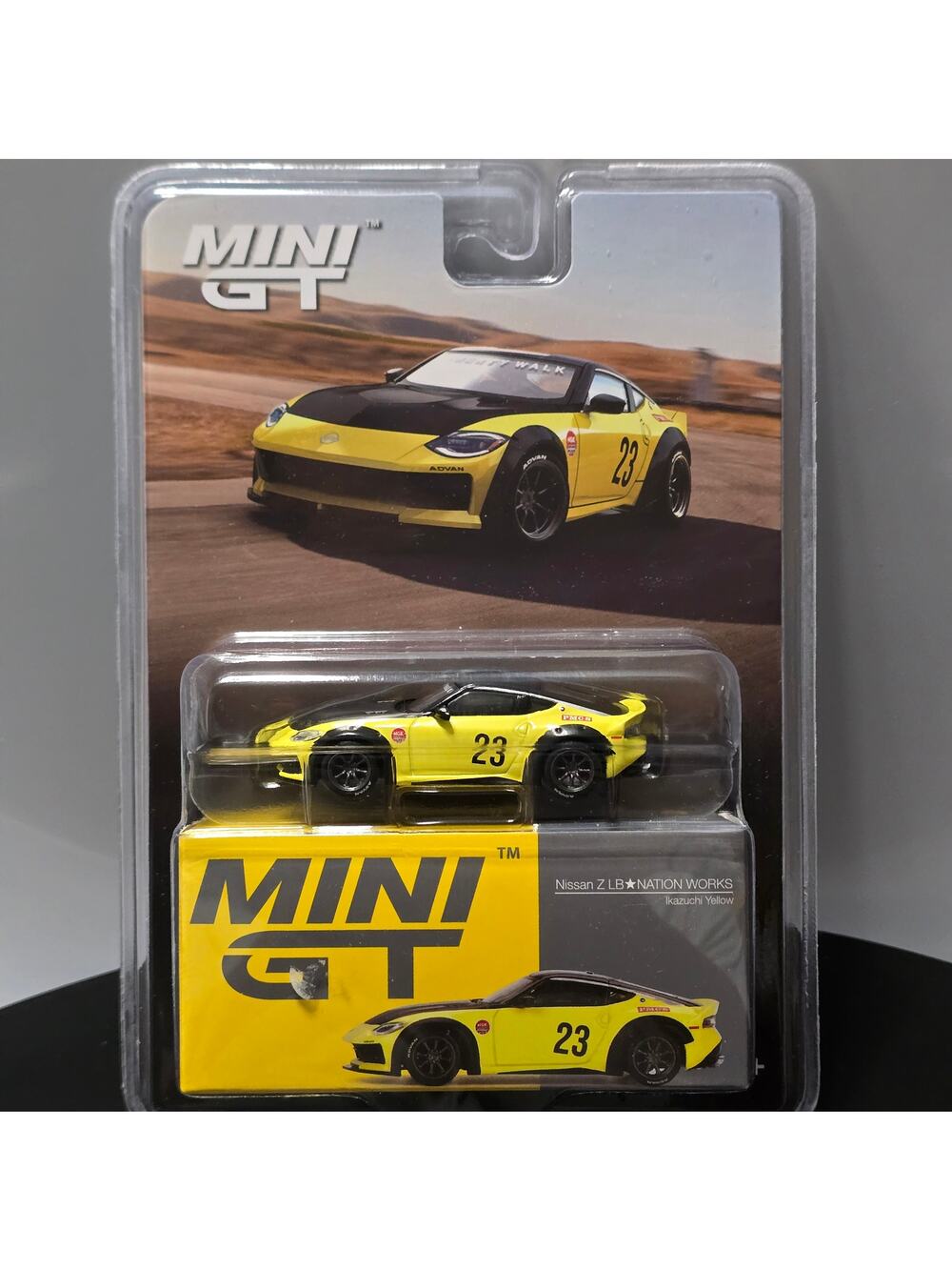Nissan Z LB Nation Works Ikazuchi Yellow Mini GT #826 1:64